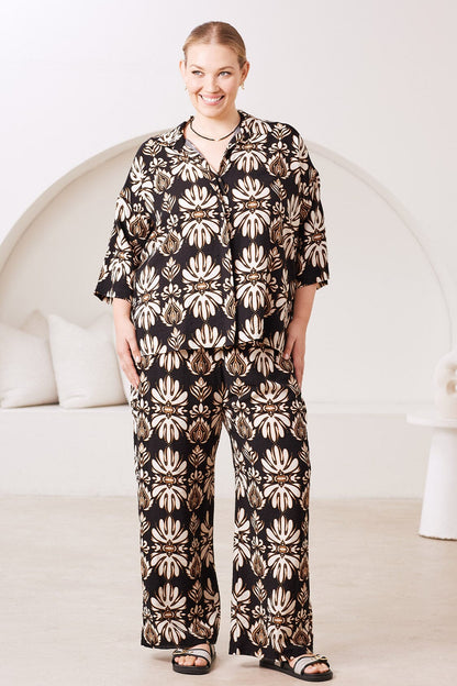 Kristy Straight Leg Tie Pants in Black