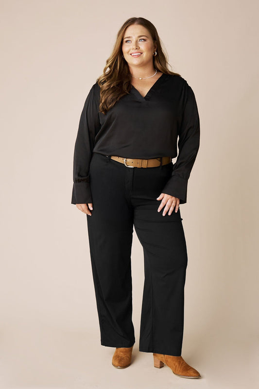 Daniella V-Neck Long Sleeve Top Black