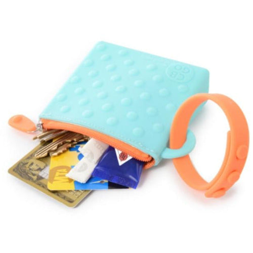 Paci Pouch