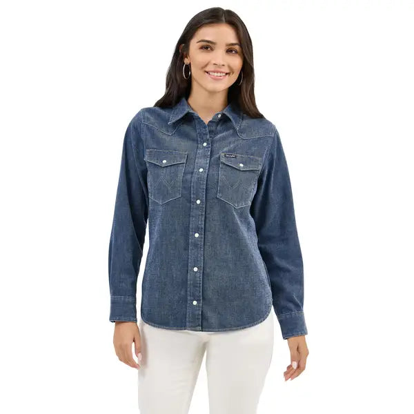 Wrangler Retro Women's Airy Vintage Cowboy Snap Shirt in Blue